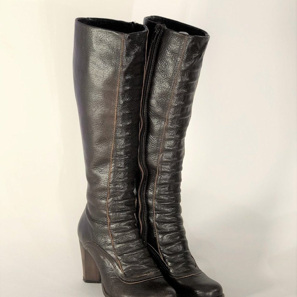 Vintage Greenwood size 5 dark brown leather boots